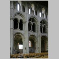 Romsey Abbey, photo by Gerd Eichmann on Wikipedia.jpg